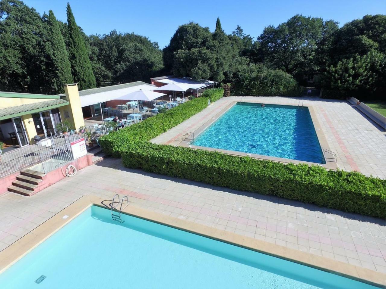 Domaine Le Moulin Neuf Hotel Saint-Quentin-la-Poterie Exterior foto